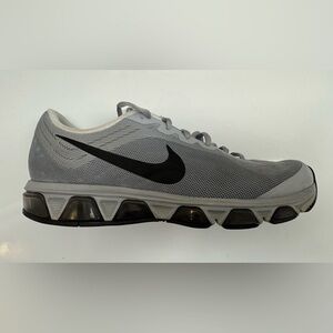 Nike Men's Tailwind 6 Gray Running Shoes